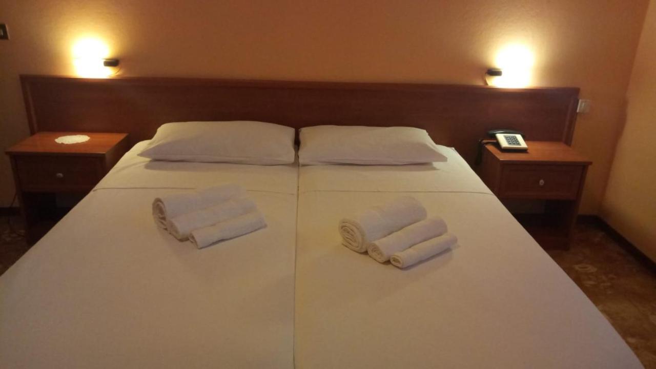 Hotel Primarosa サルソマッジョーレ・テルメ エクステリア 写真